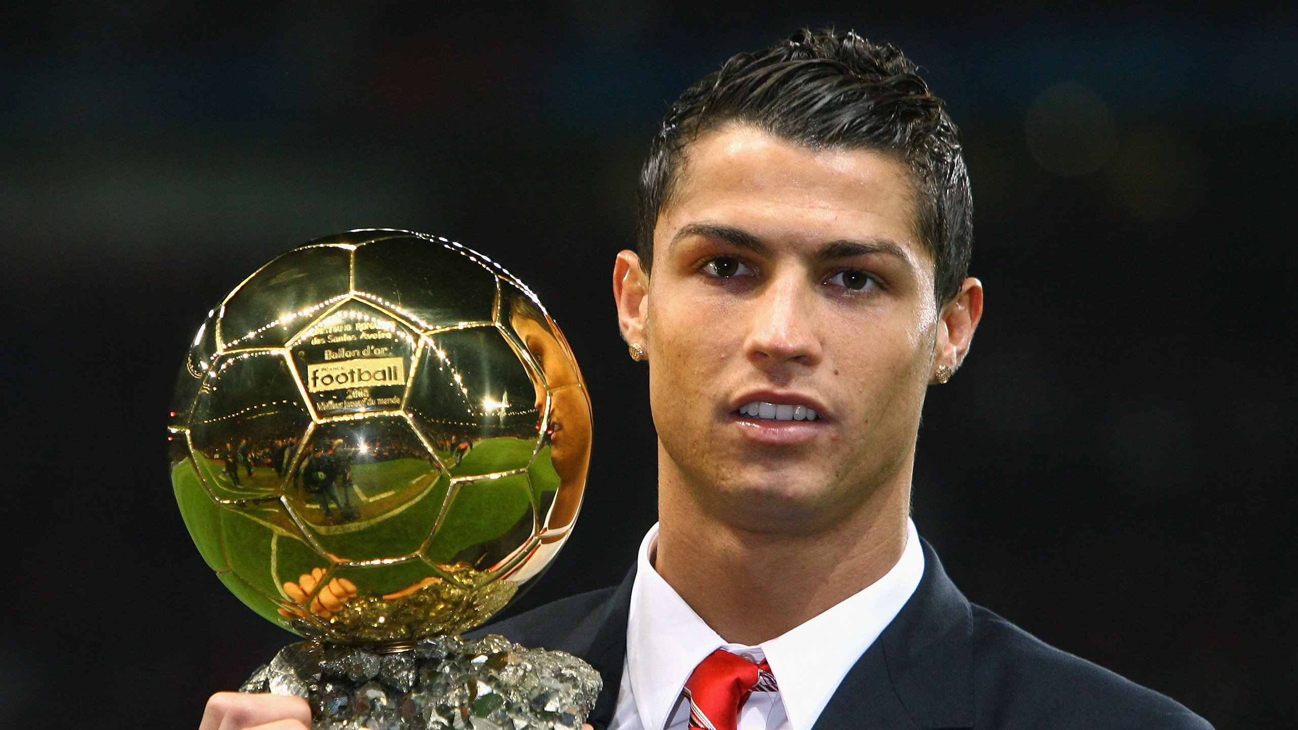 mk体育平台官网-新星爆发是否为豪门球队创造转会资本，新星足球怎么转会