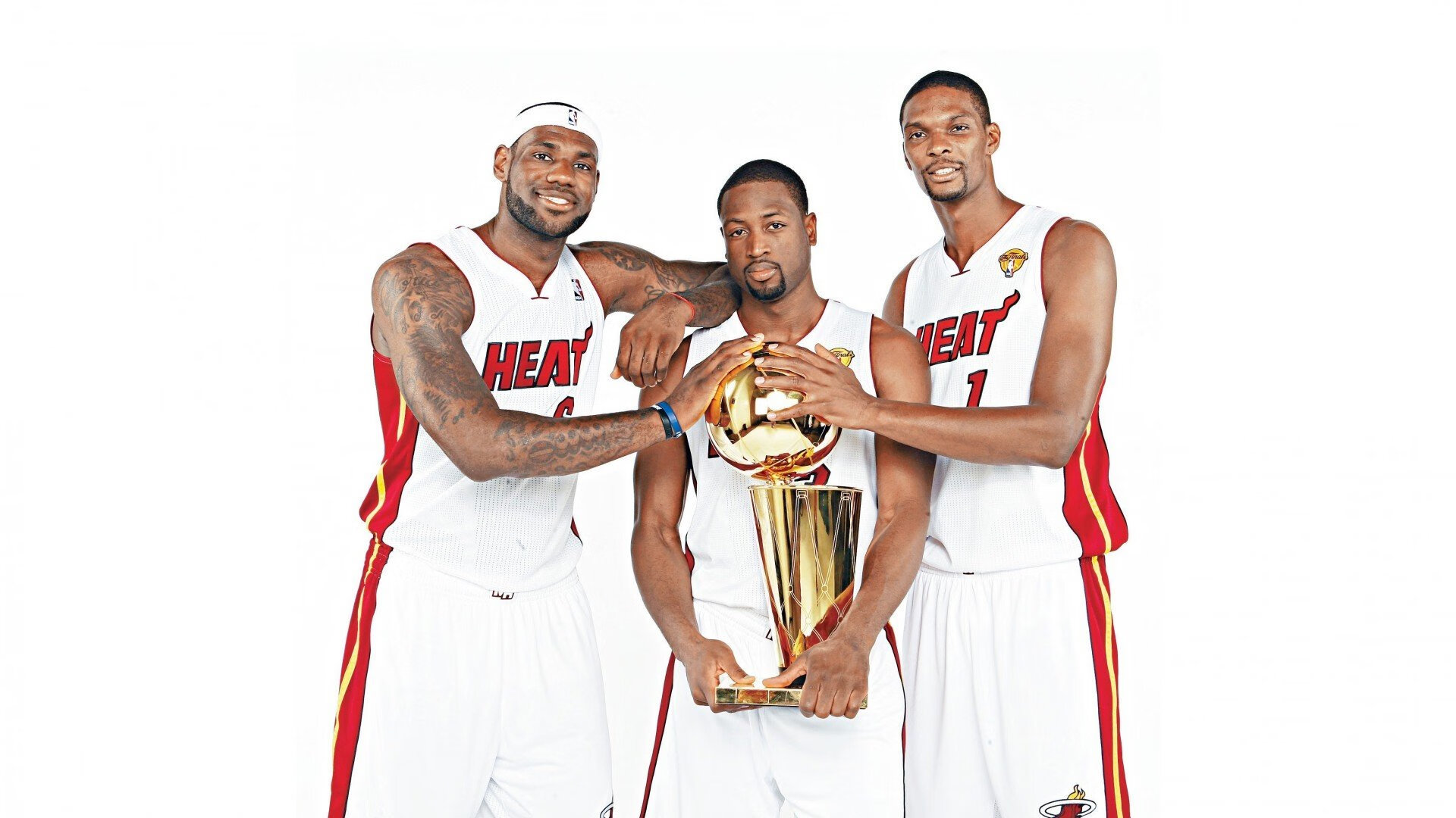 CBA联赛中出现精彩对决引发收视热潮,cba精彩集锦